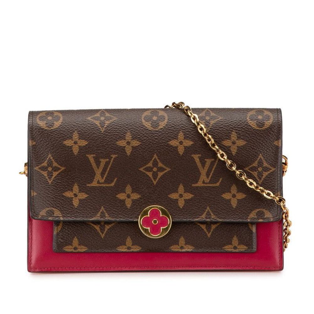 Louis Vuitton Chain Wallet Shoulder Bag M69578